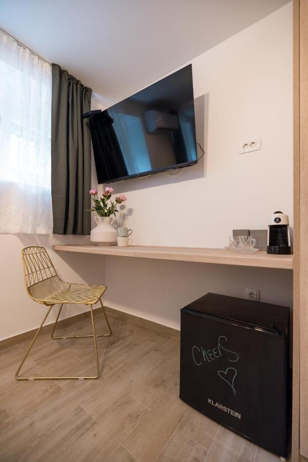 Saint Simeon Room And Apartment Zadar Exterior photo